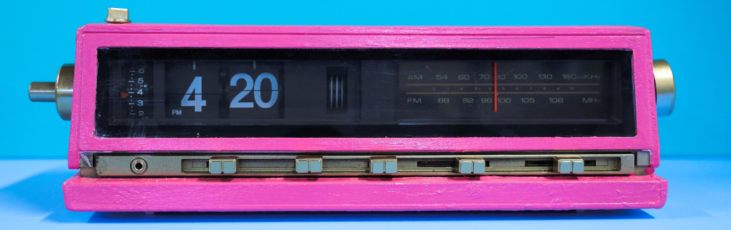 pink-420-clock